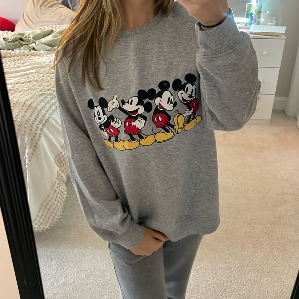 Mickey Mouse Disney Embroidered Sweatshirt